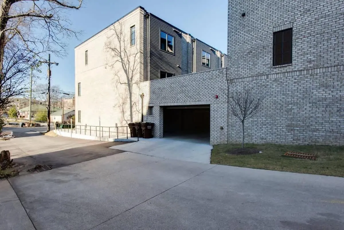 Holiday home West End Escape - New Build With Rooftop Views Nashville