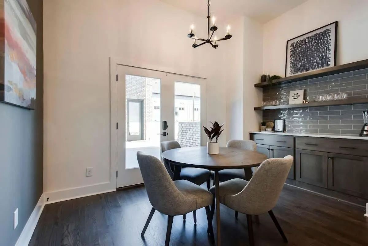 West End Escape - New Build With Rooftop Views Nashville