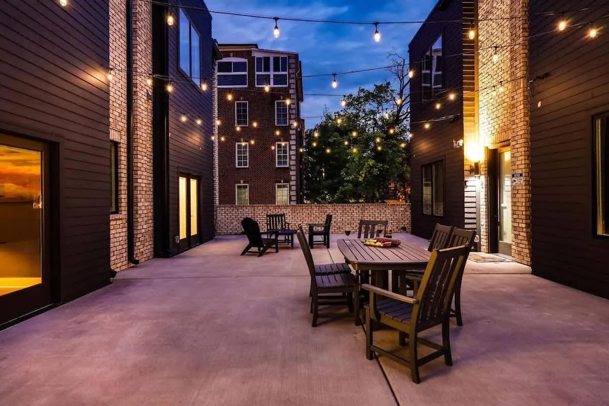 Holiday home West End Escape - New Build With Rooftop Views Nashville